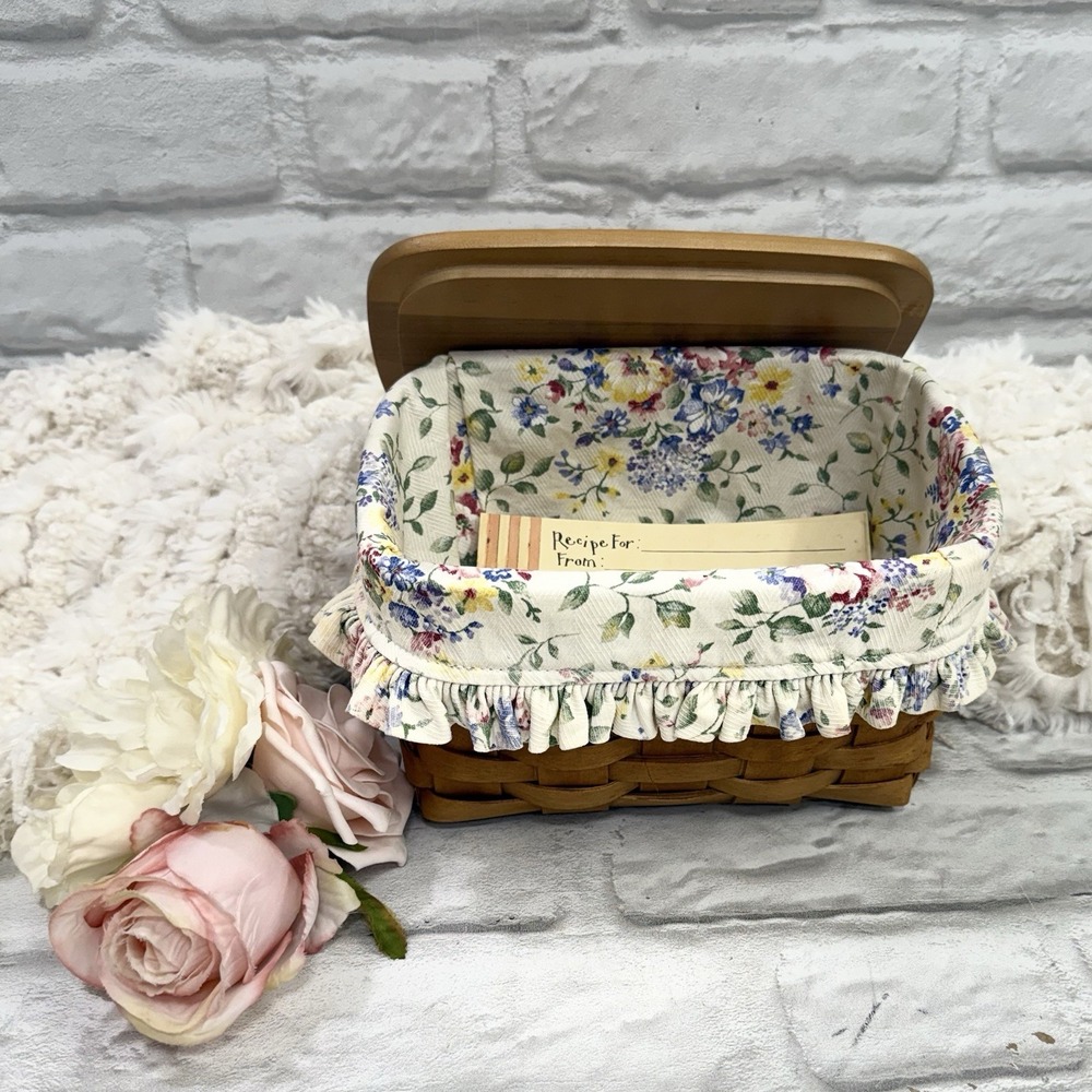 Vtg Longaberger Handwoven Recipe Basket w/ Lid Floral Liner & Recipe Cards 2005